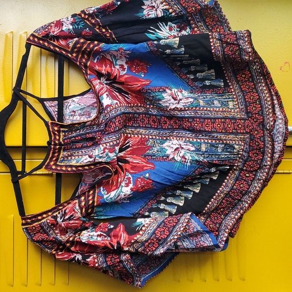 Flying Tomato open shoulder blouse - Picture 5 of 6